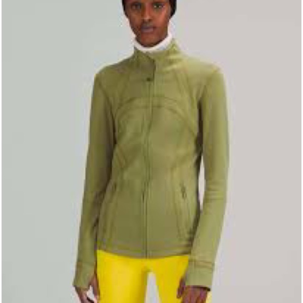 NEW WITH TAGS size 10 LuluLemon Athletica Define jacket luon bronze green